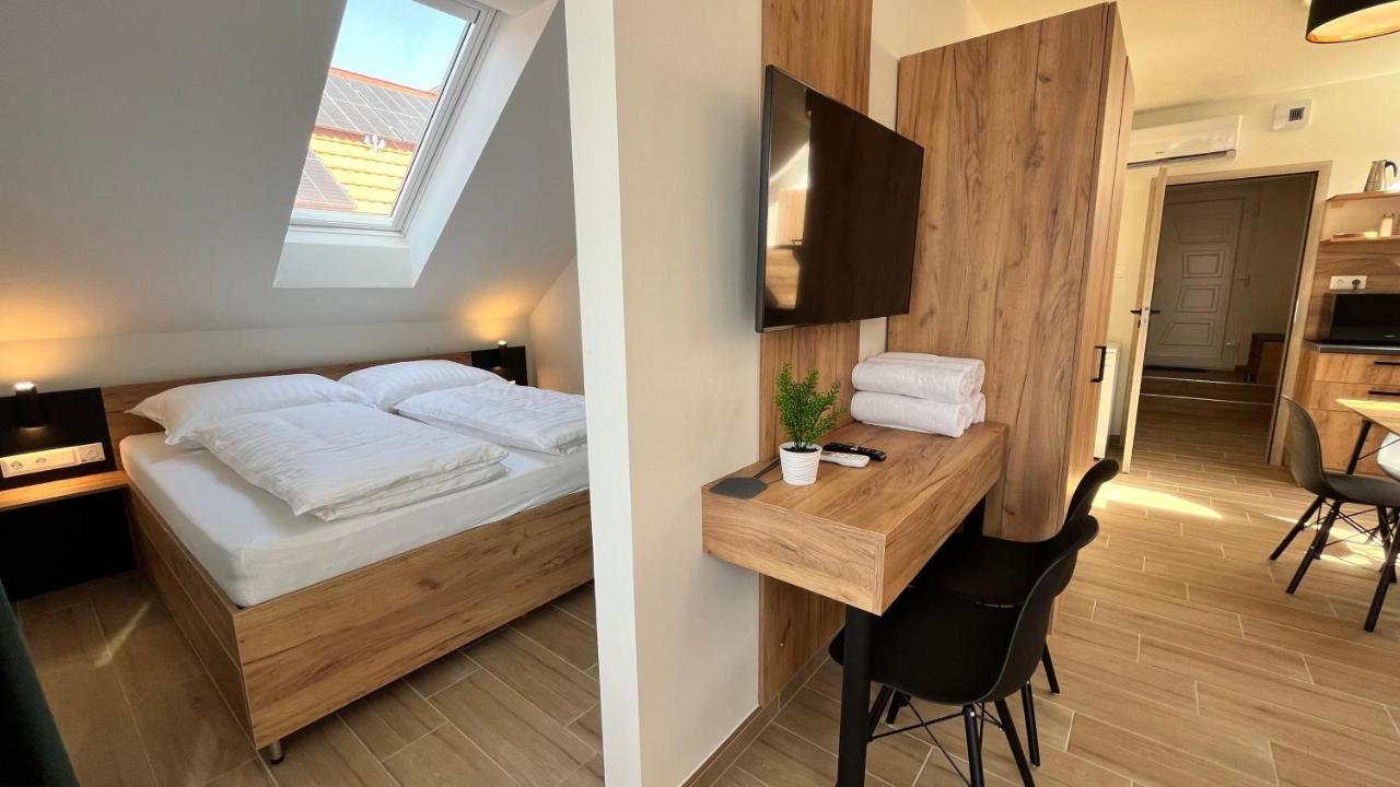 Rezidex Apartmanhaz Szeged Buitenkant foto